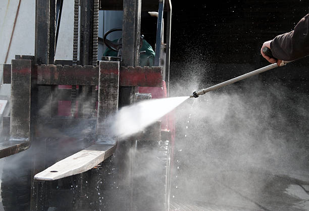 Why Choose Our Certified Pressure Washing Experts for Your Project Needs in Bradley Gardens, NJ?